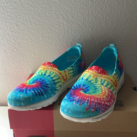 Skechers Womens Go Walk Joy Tie dye Slip On - Picture 1 of 7
